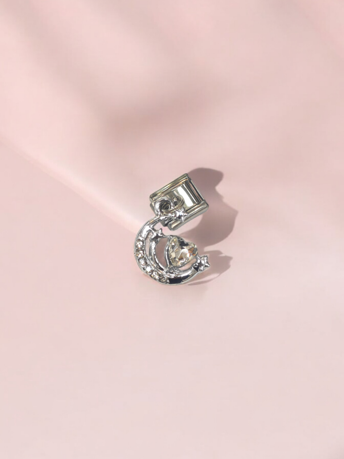 Hilal Kalp Detaylı Sallantılı İtalyan Charm