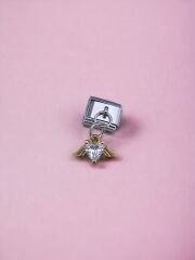 Beyaz Taşlı Sallantılı Charm