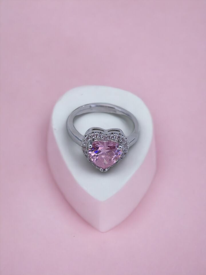 Pembe Kalp Detaylı Yüzük Gümüş Renk