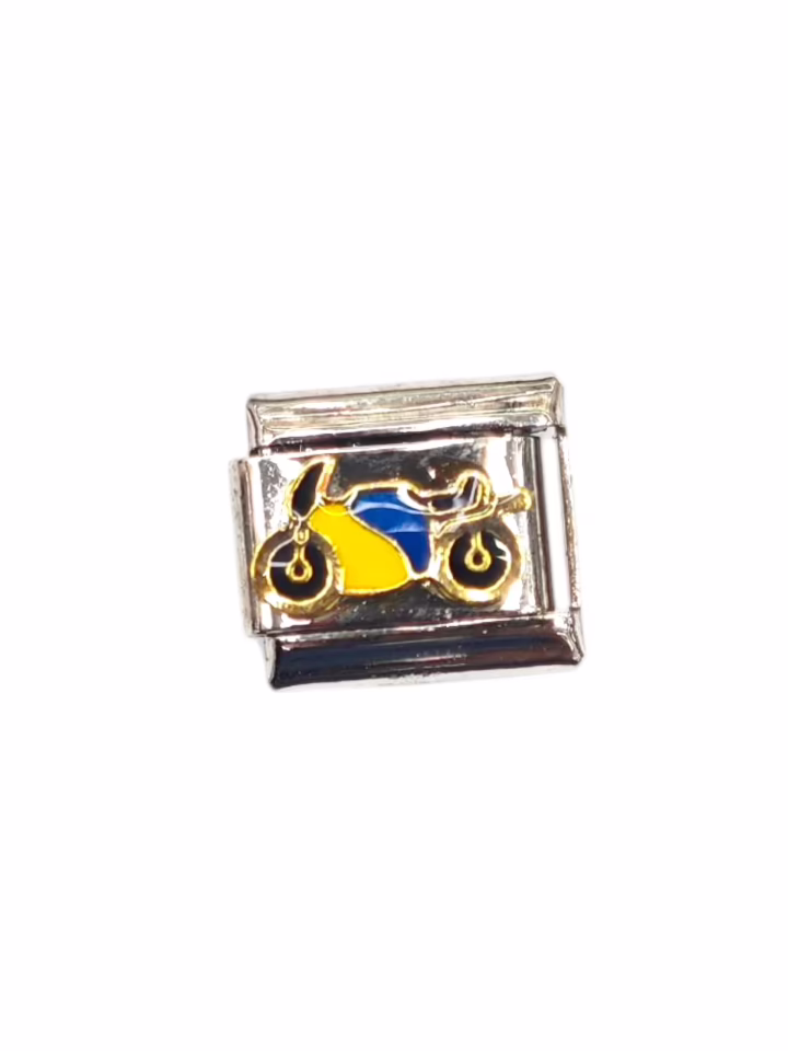 Motor Desenli İtalyan Charm M1