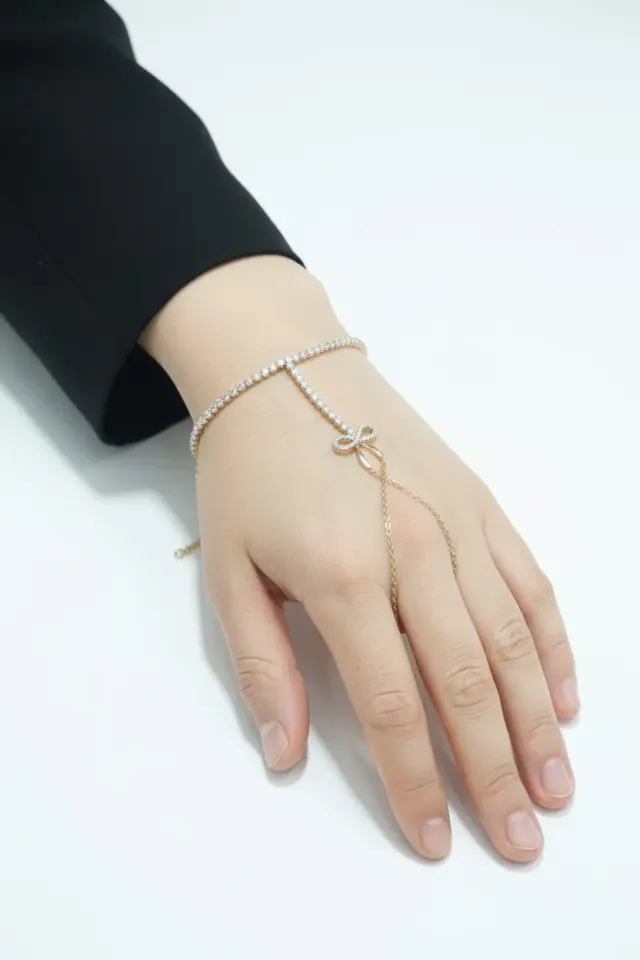 Velina Fiyonk Şahmeran